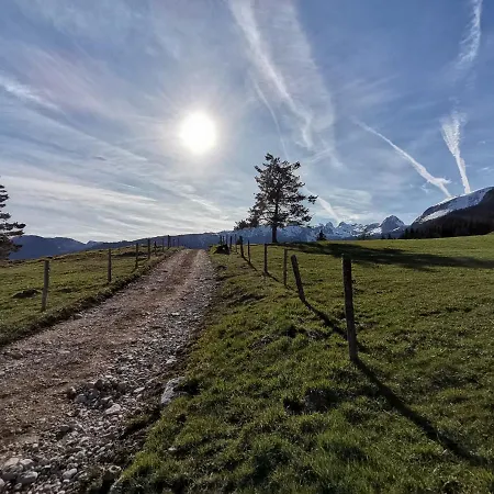 Pocitniska Hisa Uskovnica Chalet